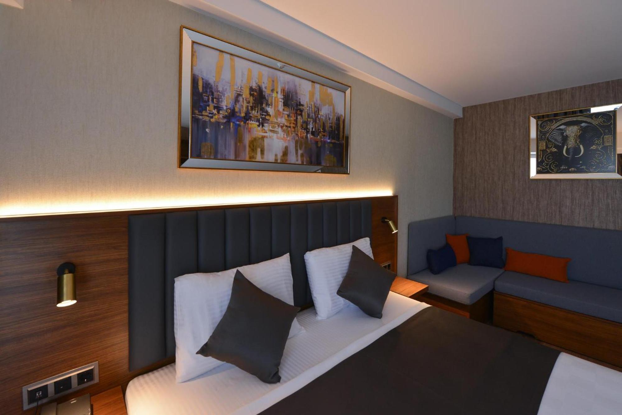 Istport Garden Hotels Arnavutkoy Quarto foto A room at the hotel